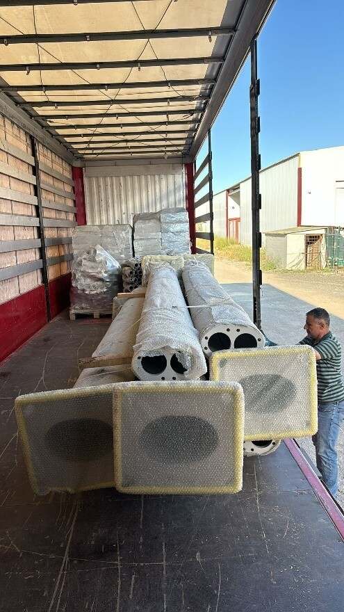 تجهيز اعمدة انارة ديكورية